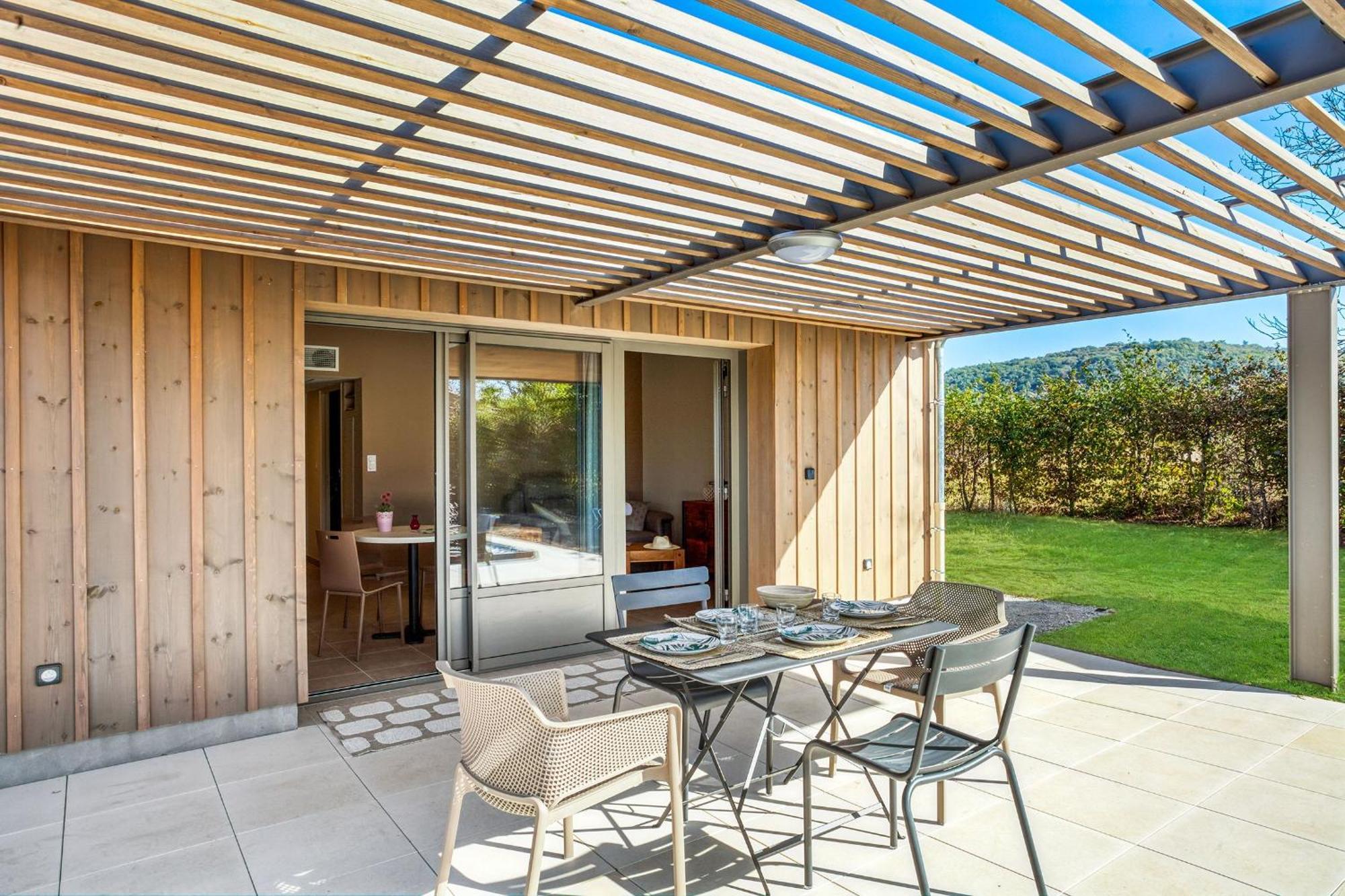 La Plaine Aux Etoiles - Maison Individuelle Avec Piscine Balneo Privative Et Jardin 돔므 외부 사진