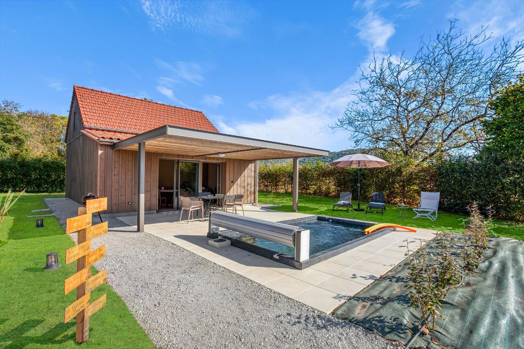La Plaine Aux Etoiles - Maison Individuelle Avec Piscine Balneo Privative Et Jardin 돔므 외부 사진